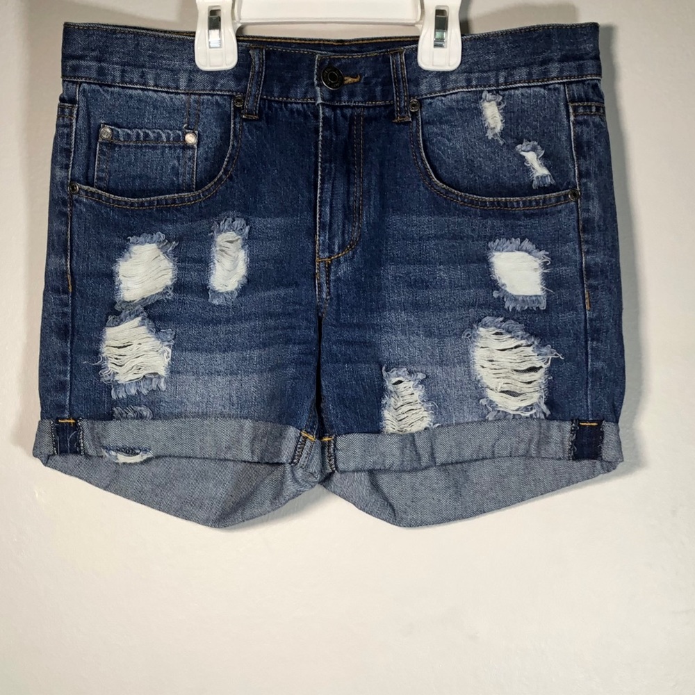 🌻Boho style blue denim ripped jean shorts Size 5